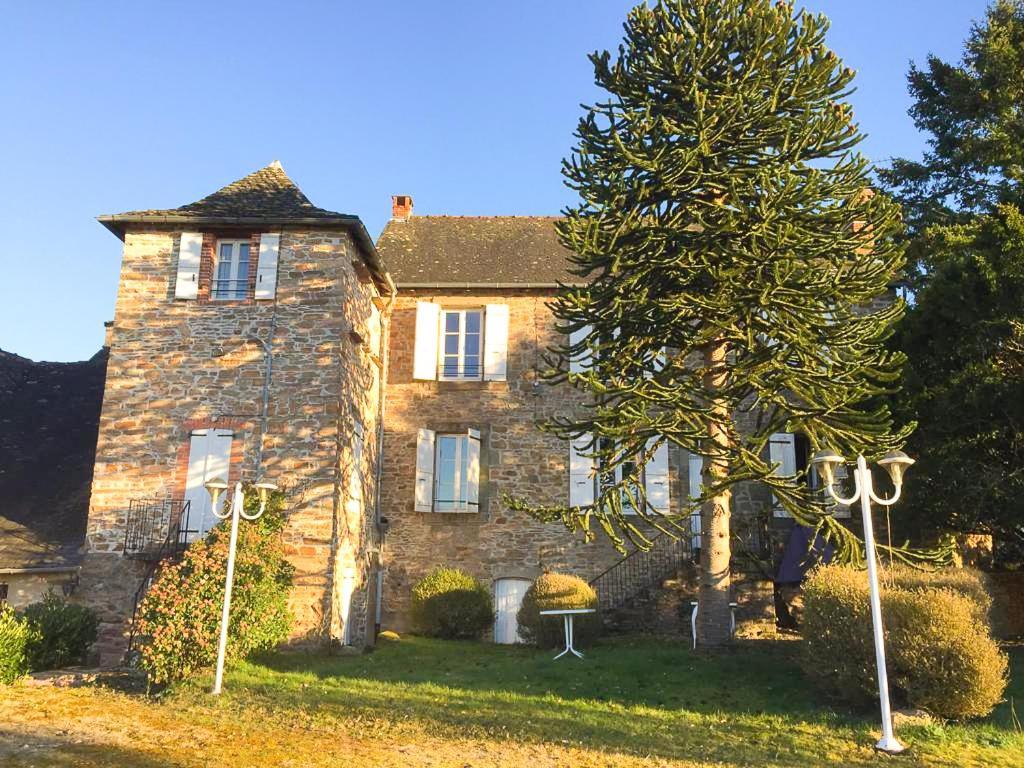 Le Saint-Etienne Hotel Aubazines Екстериор снимка